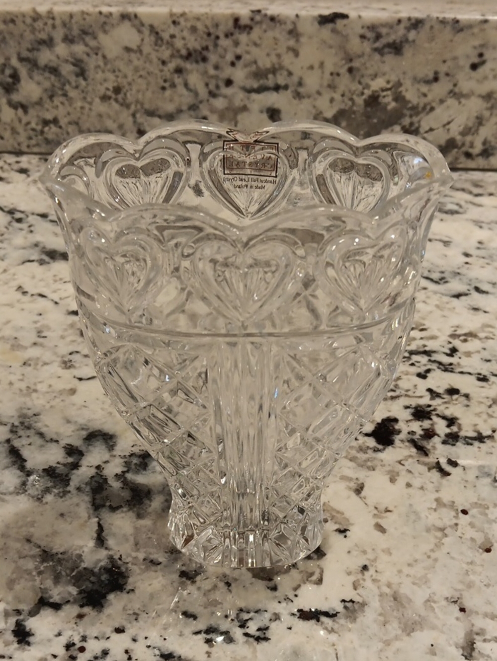 Clear Heart-Pattern Crystal Vase - Elegant Clear Accent